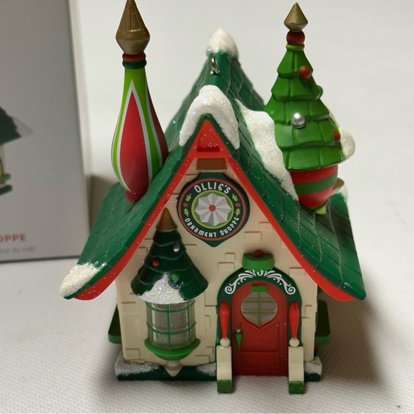 Hallmark 2024 Ollie’s Ornament Shoppe Ornament - Picture 2 of 3